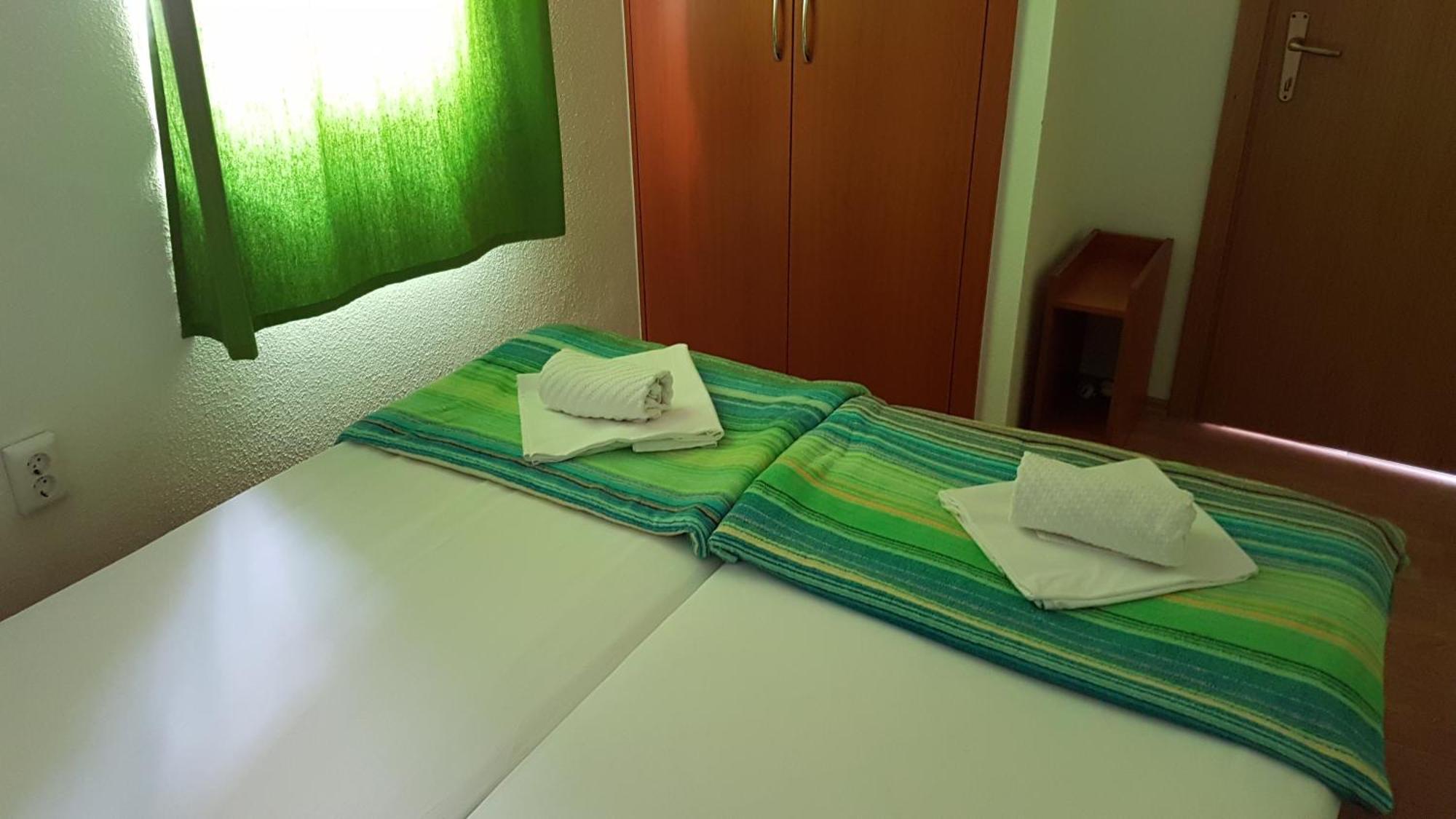 Apartments Mirjana Kustici Ngoại thất bức ảnh